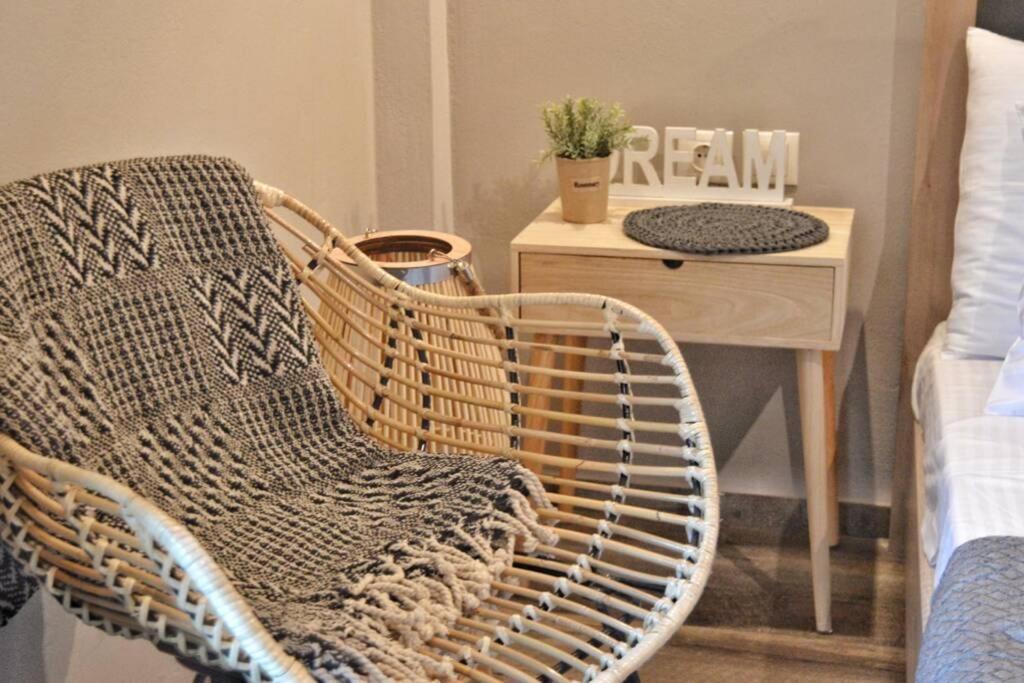 Aelia Apartment Lixouri Bagian luar foto