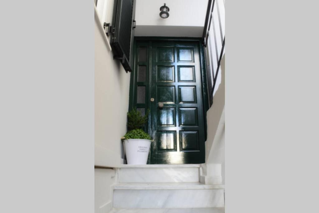 Aelia Apartment Lixouri Bagian luar foto